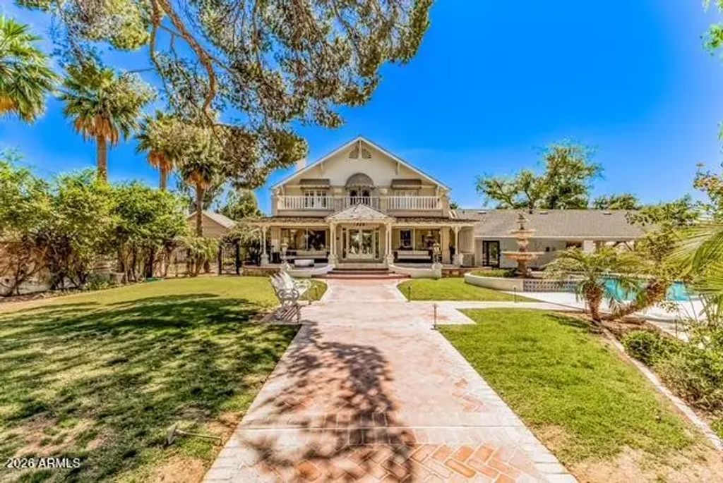 35 S Fairway Court, Chandler