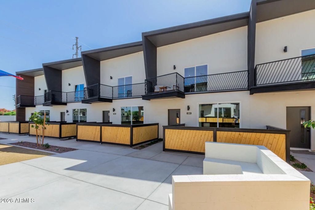 3426 E University Drive (unit 106), Mesa