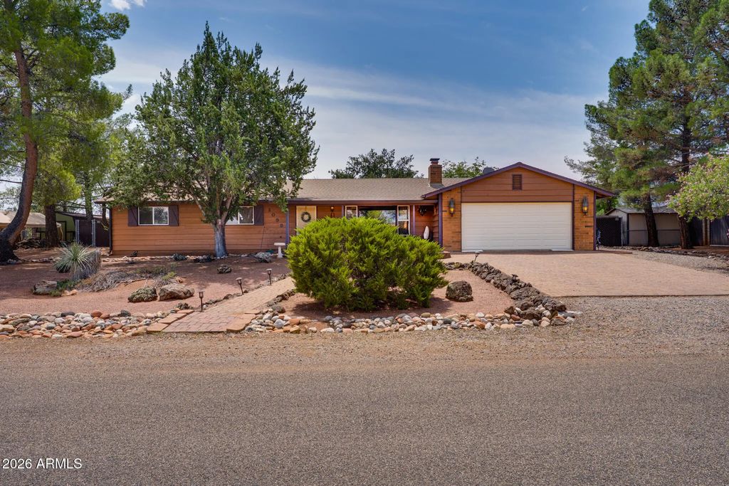 1099 E Meadowlark Lane, Cottonwood