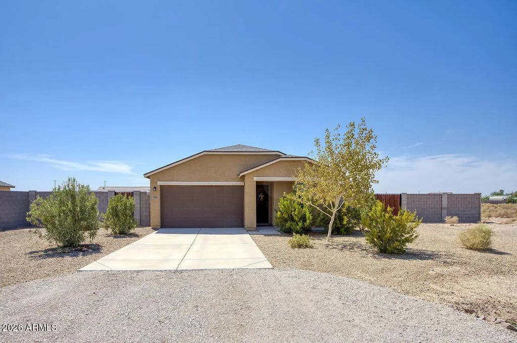 3540 N Mateo Drive, Eloy