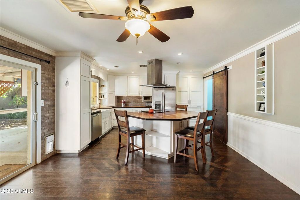 4348 W Garden Drive, Glendale