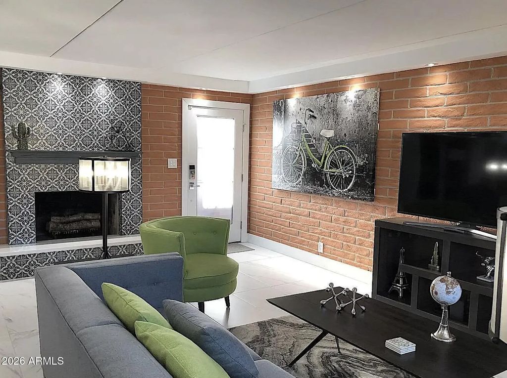 7401 E Northland Drive (unit 6), Scottsdale