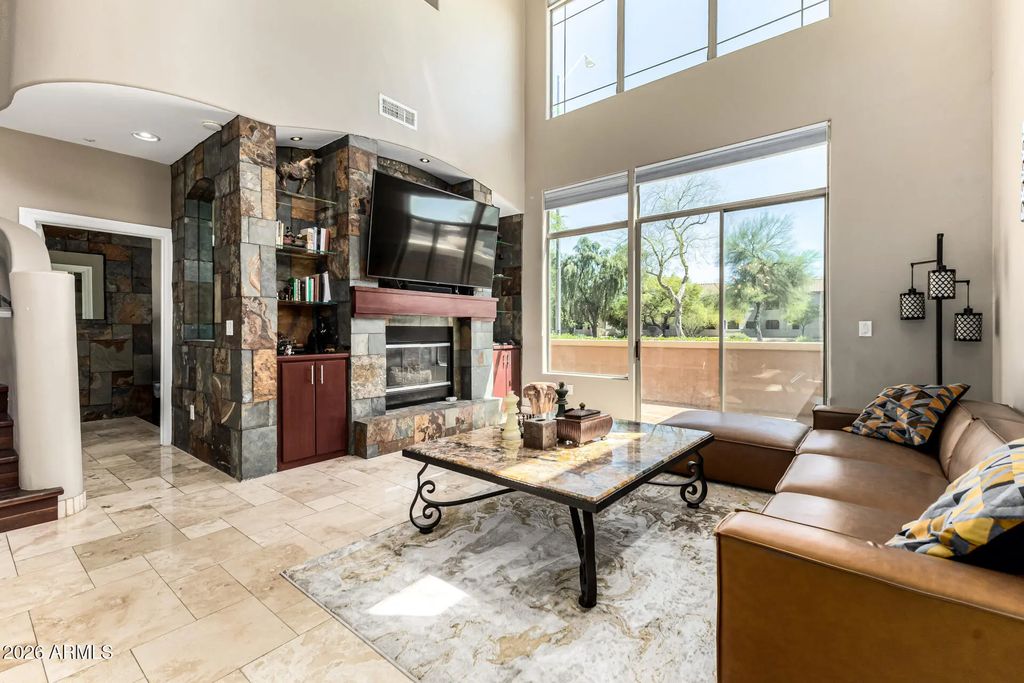 14450 N Thompson Peak Parkway (unit 140), Scottsdale
