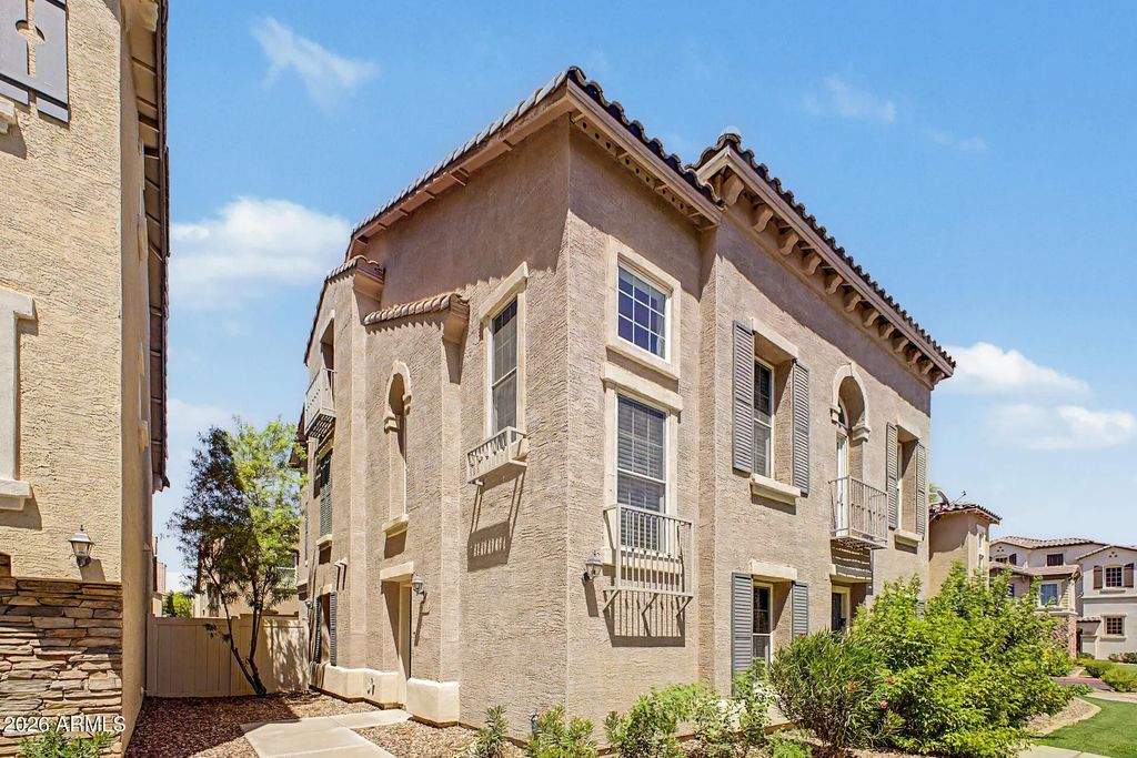 5626 S 21st Place, Phoenix