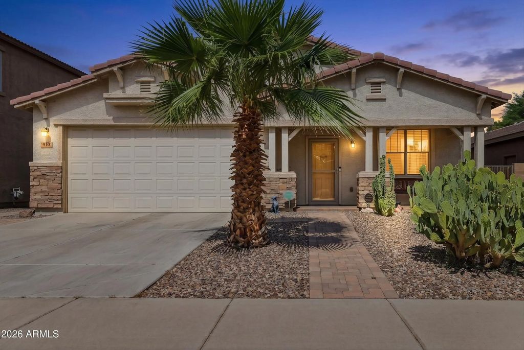 910 E Crimm Road, San Tan Valley