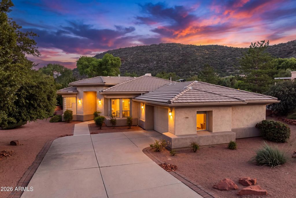 200 White Tail Drive, Sedona