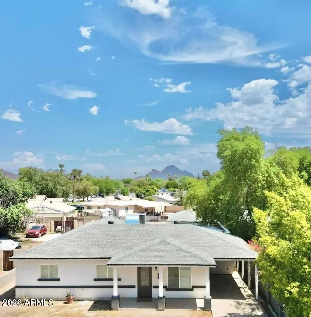 5211 N 8th Place, Phoenix