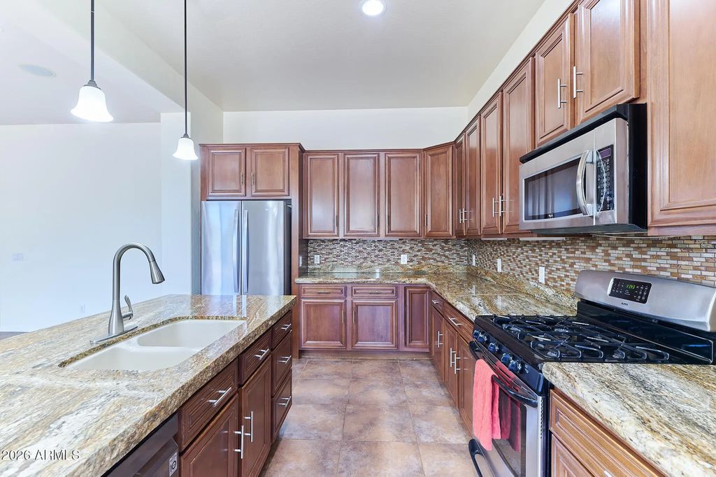 16920 W Hilton Avenue, Goodyear