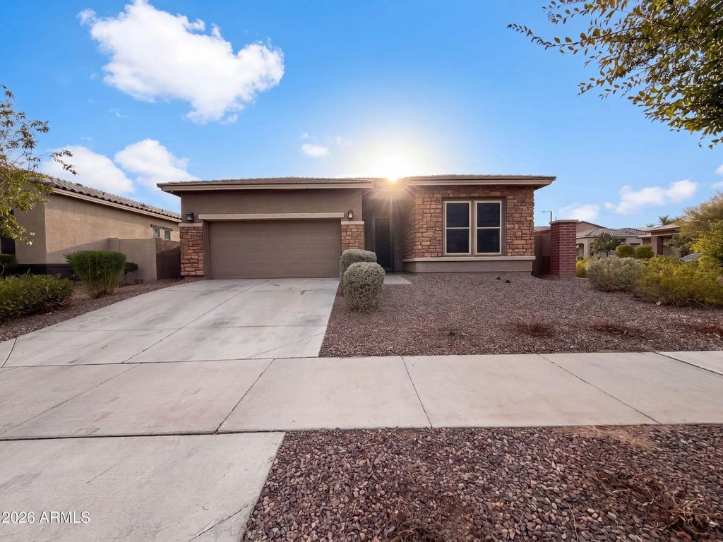 13706 N 144th Drive, Surprise
