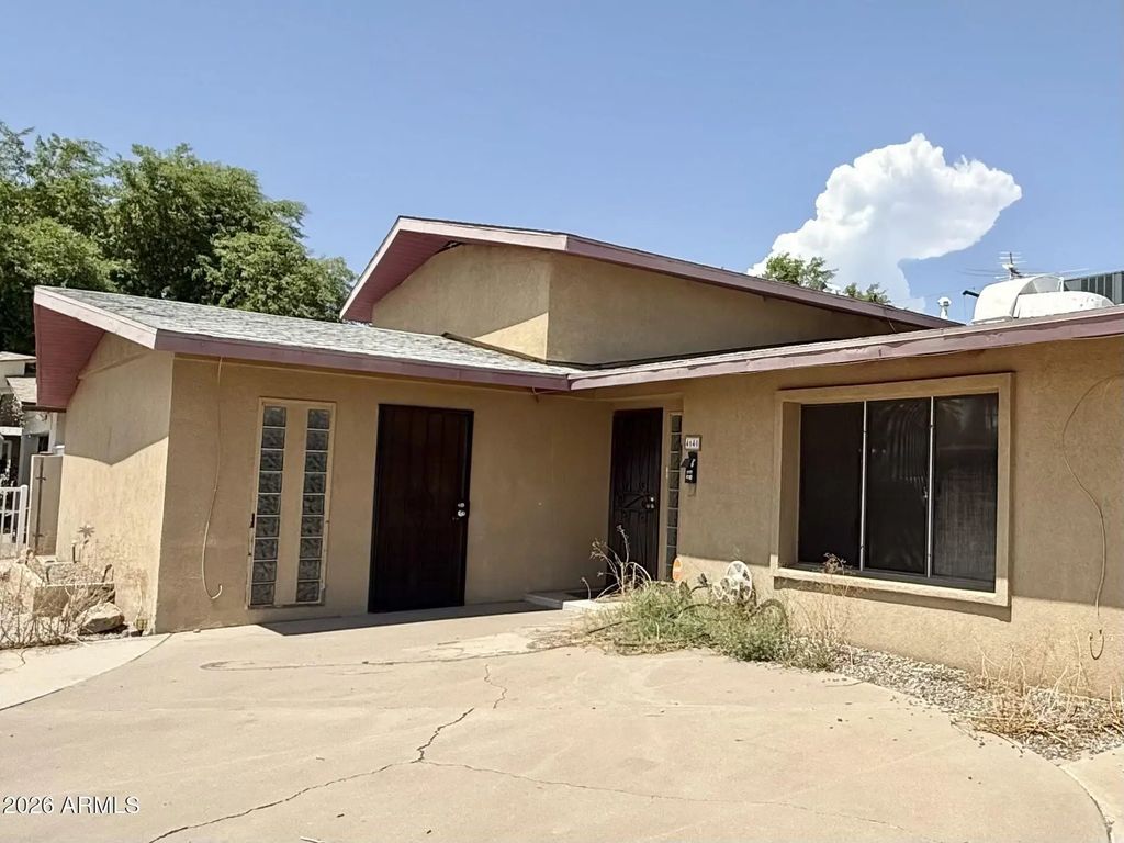 4640 W Cavalier Drive, Glendale