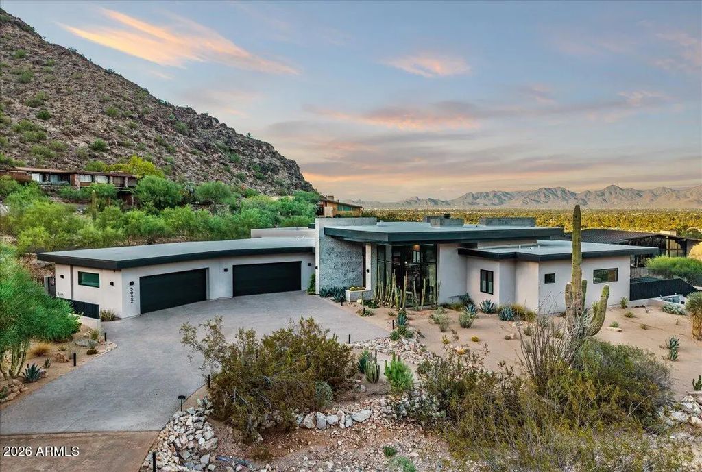 5922 E Cheney Drive, Paradise Valley