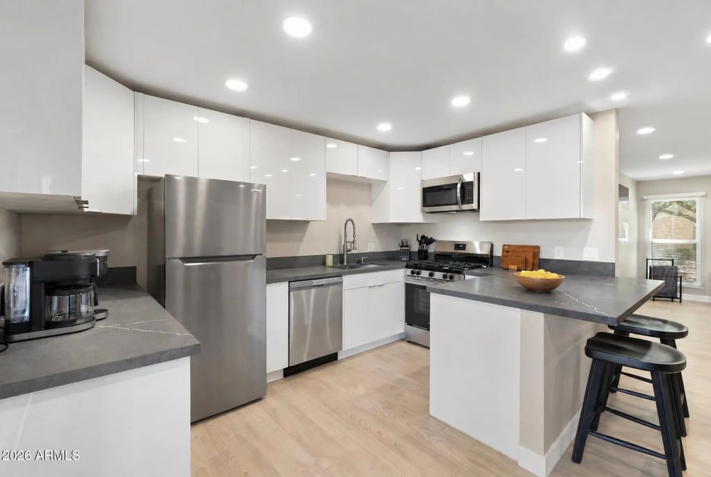 4950 N Miller Road (unit 102), Scottsdale
