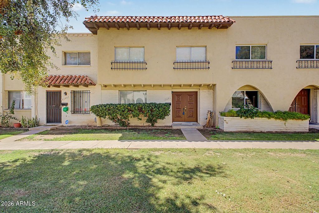 2060 W Hazelwood Parkway (unit 2060), Phoenix