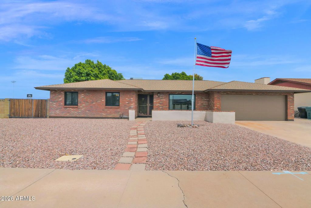 2814 E Huber Street, Mesa