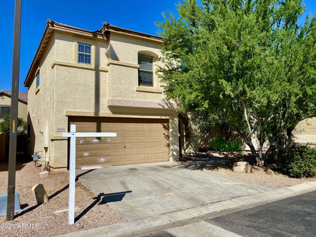 2460 S Nielson Street, Gilbert