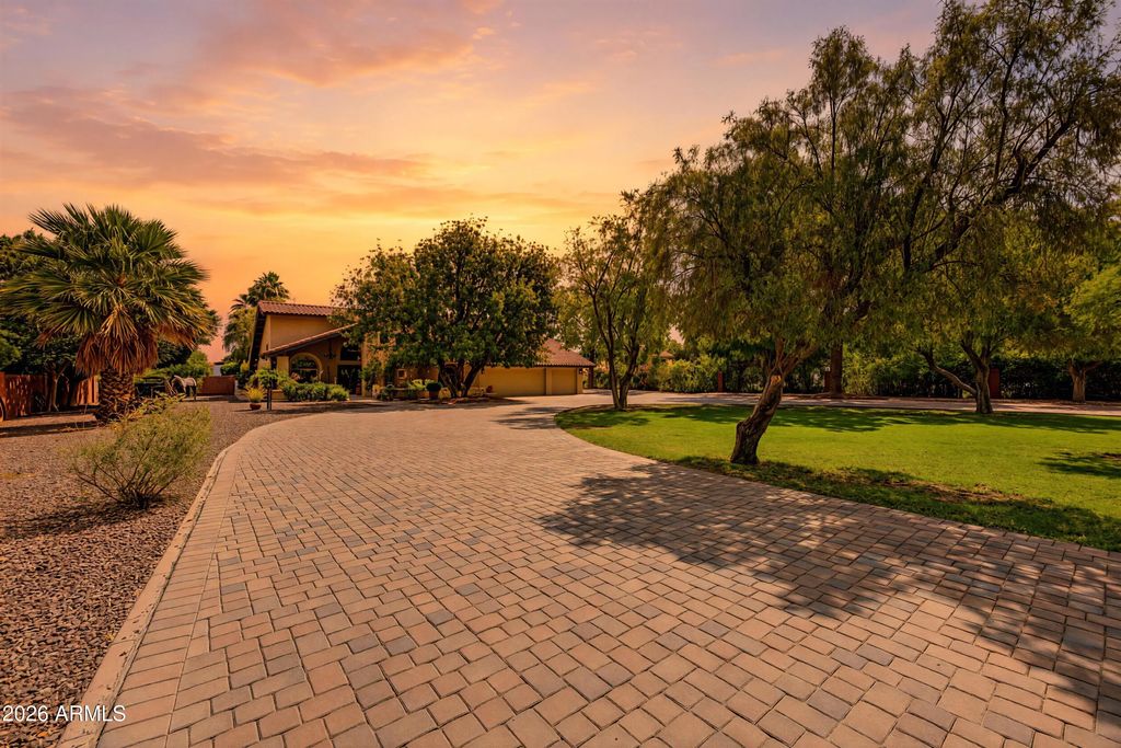 7227 N 173rd Avenue, Waddell