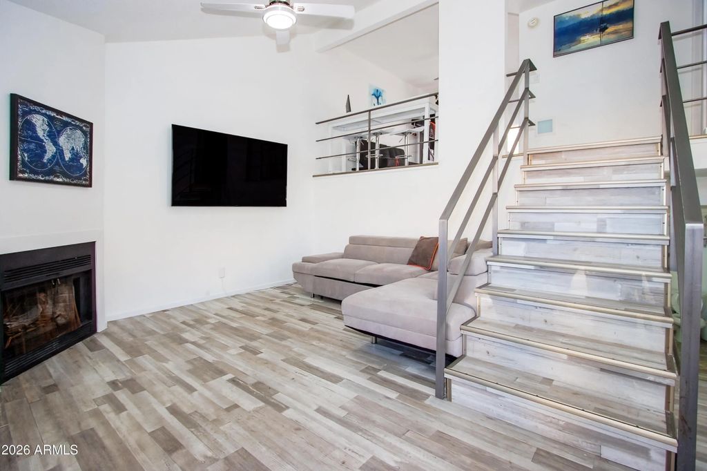 5704 E Aire Libre Avenue (unit 1104), Scottsdale
