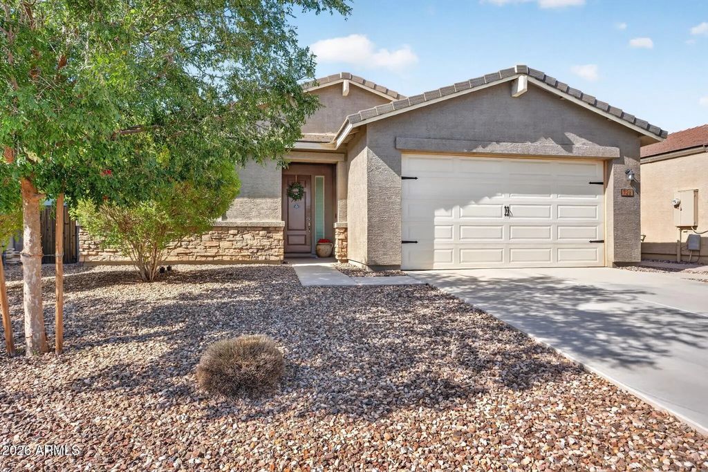 728 W Magena Drive, San Tan Valley