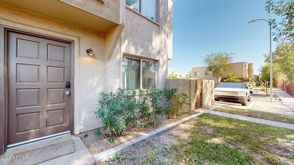 4216 N 81st Street, Scottsdale