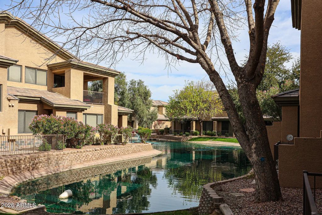 705 W Queen Creek Road (unit 1037), Chandler