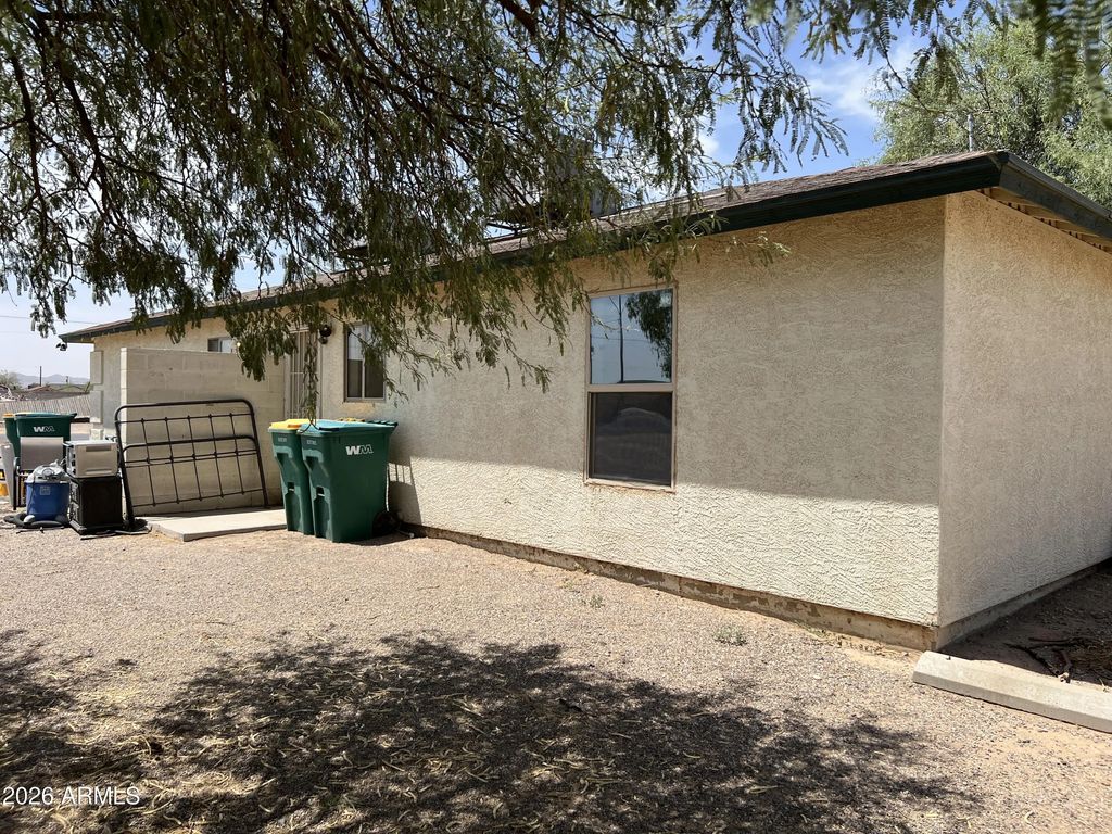 4015 N Estrella Road (unit A), Eloy