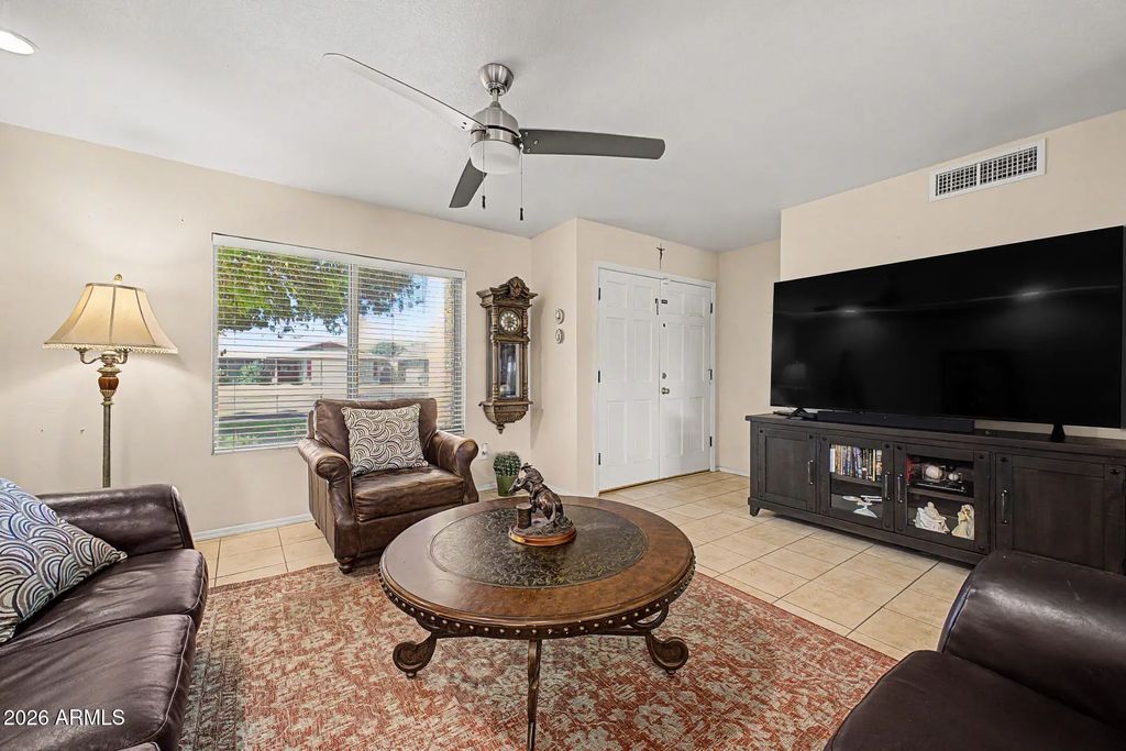 5821 W Acoma Drive, Glendale
