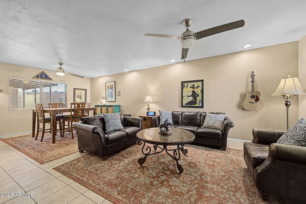 5821 W Acoma Drive, Glendale