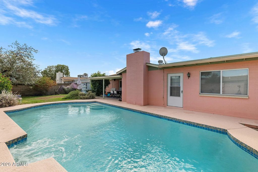 3850 W Carol Avenue, Phoenix