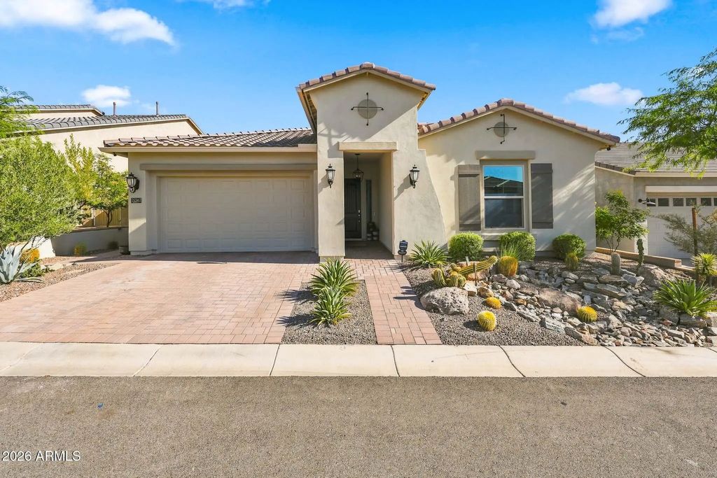 21362 W Minnezona Avenue, Buckeye