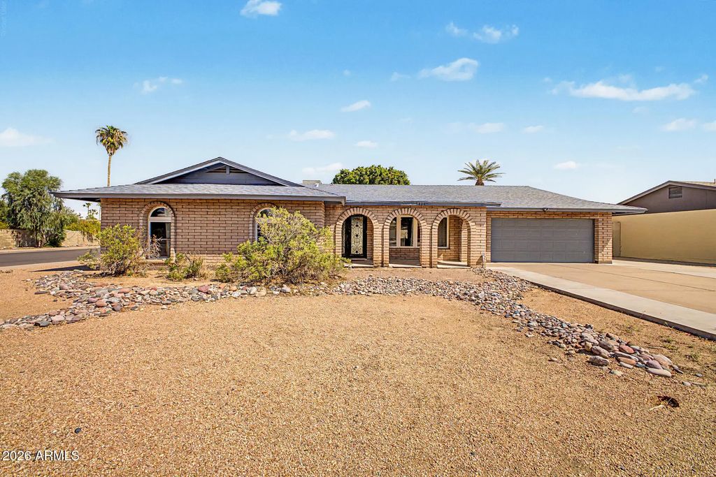 5403 S Heather Drive, Tempe