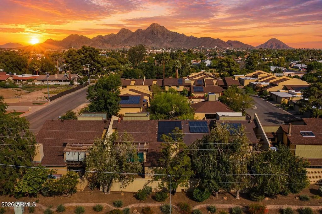 7352 N 7th Place, Phoenix