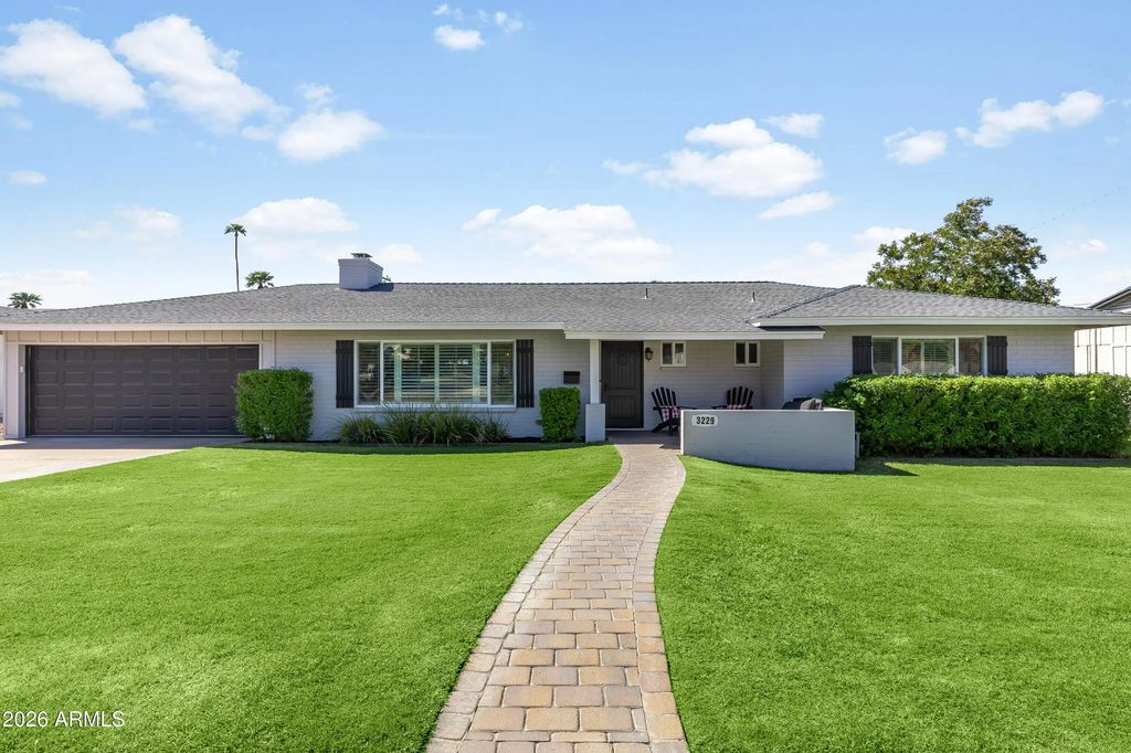 3229 E Montecito Avenue, Phoenix