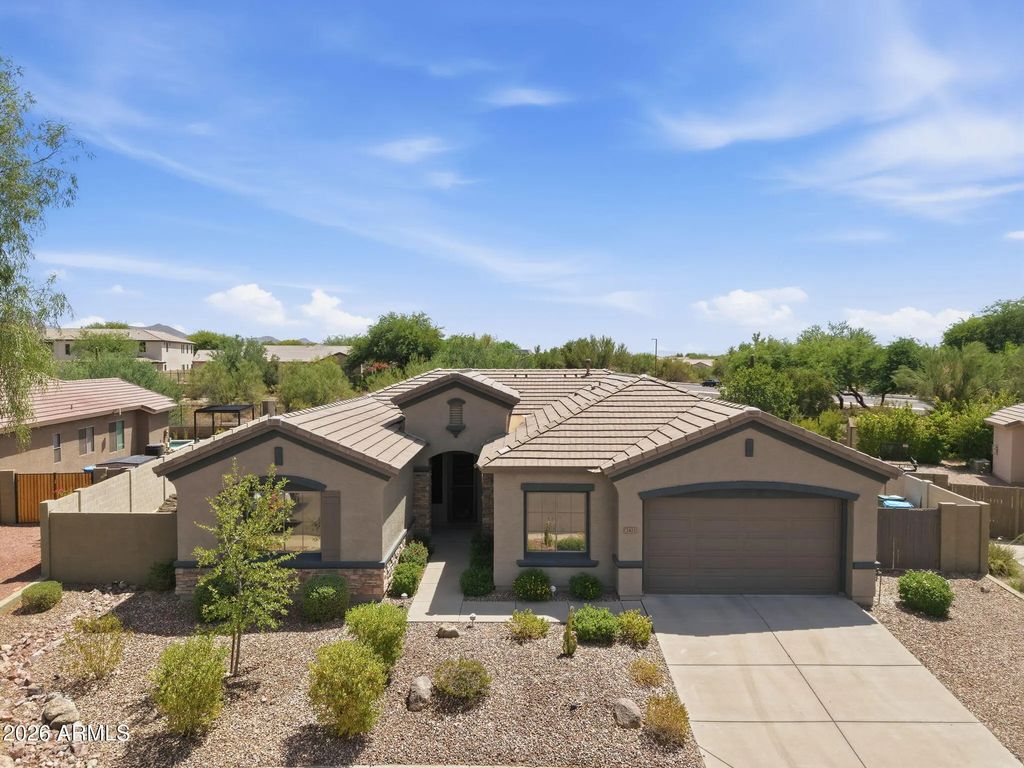 2421 W Kit Carson Court, Phoenix