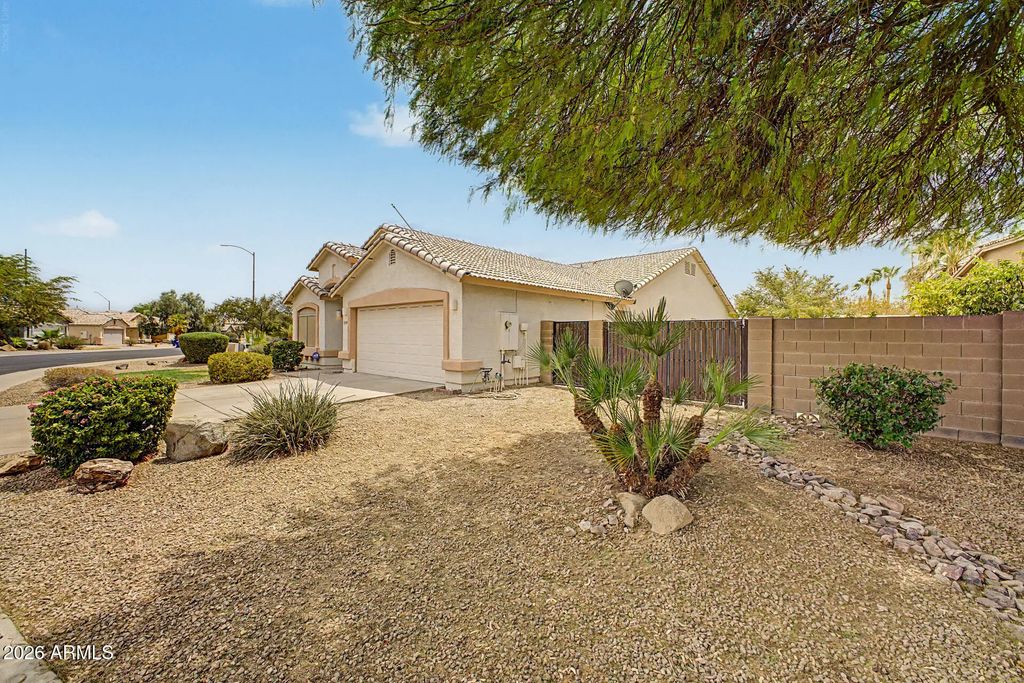 12589 W Amelia Avenue, Avondale