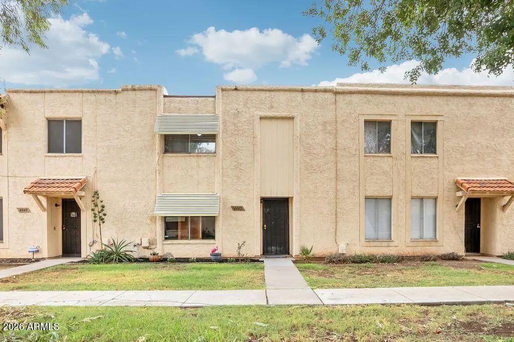 4442 W Solano Drive S, Glendale