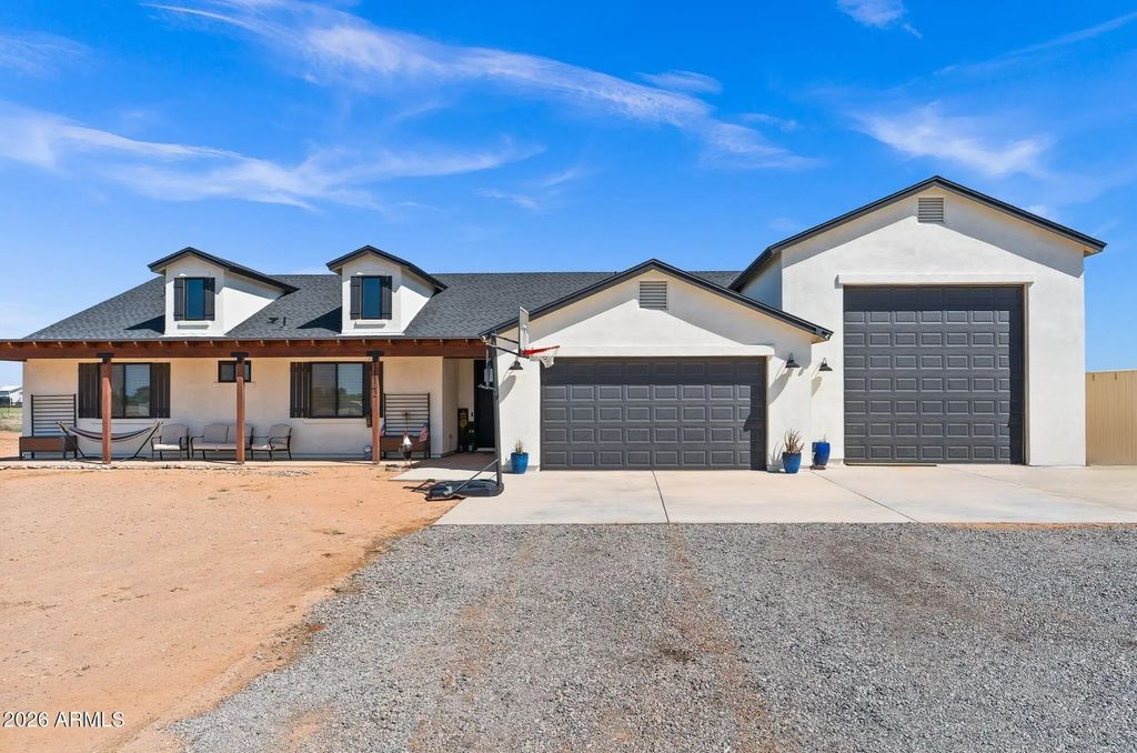 11142 E Copper Dust Trail, Florence