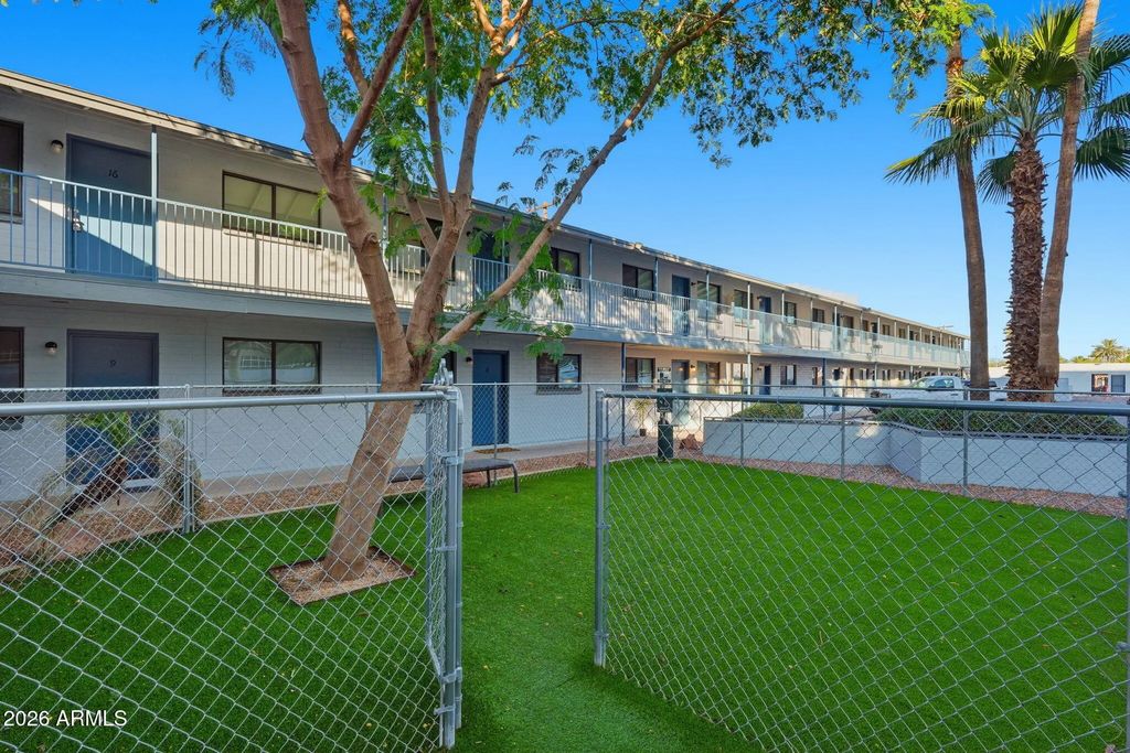 1827 E Lemon Street, Tempe