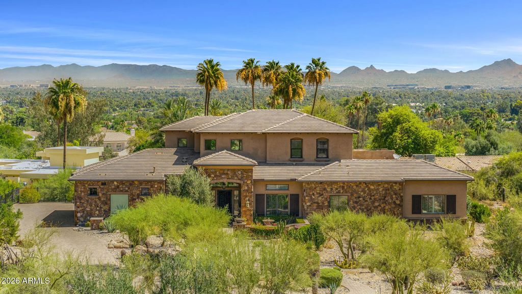 4602 E Mockingbird Lane, Paradise Valley