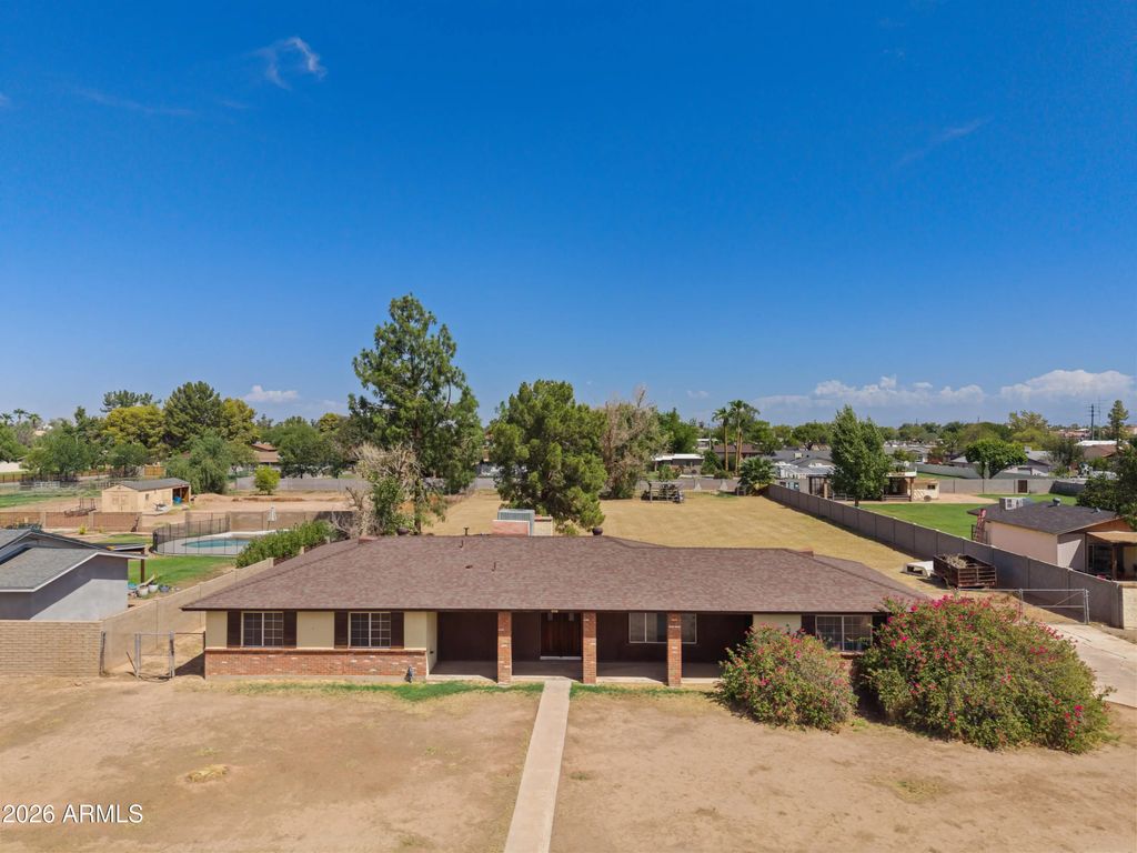 950 E Remington Drive, Chandler