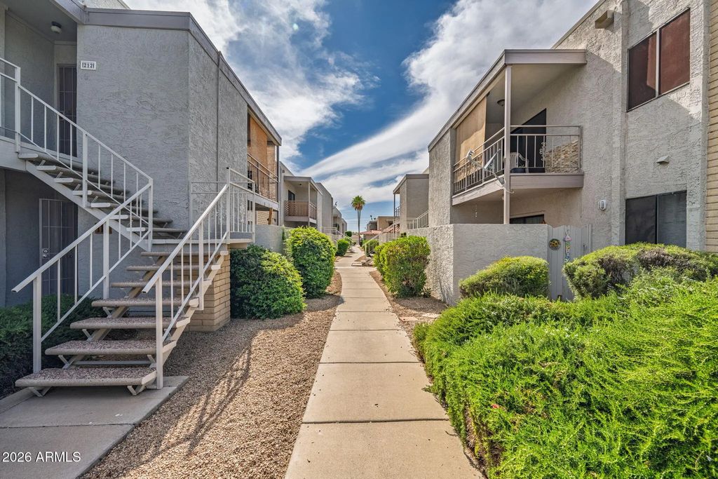16635 N Cave Creek Road (unit 215), Phoenix