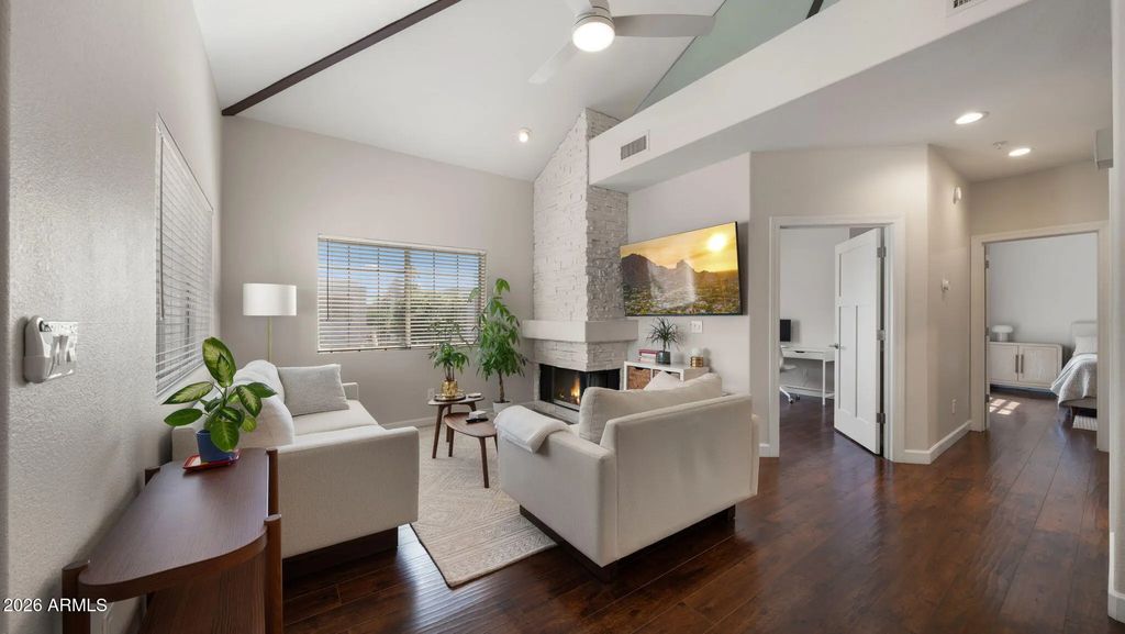 7710 E Gainey Ranch Road (unit 211), Scottsdale