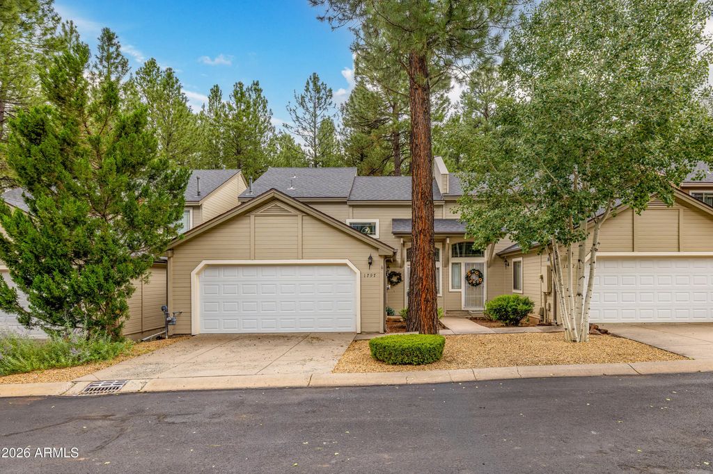 1797 W Camelot Drive, Flagstaff