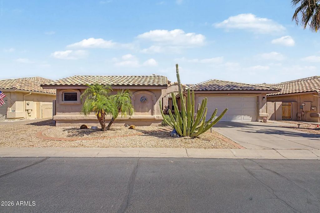 14574 W Bison Path, Surprise