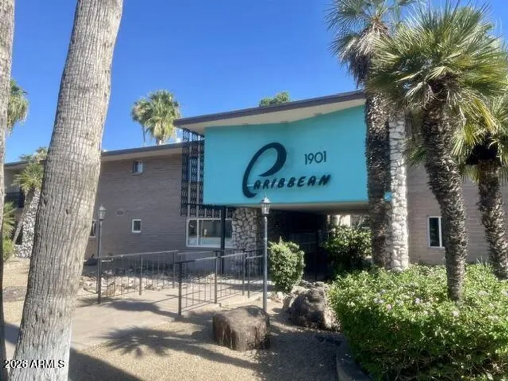 1901 E Missouri Avenue (unit 216), Phoenix