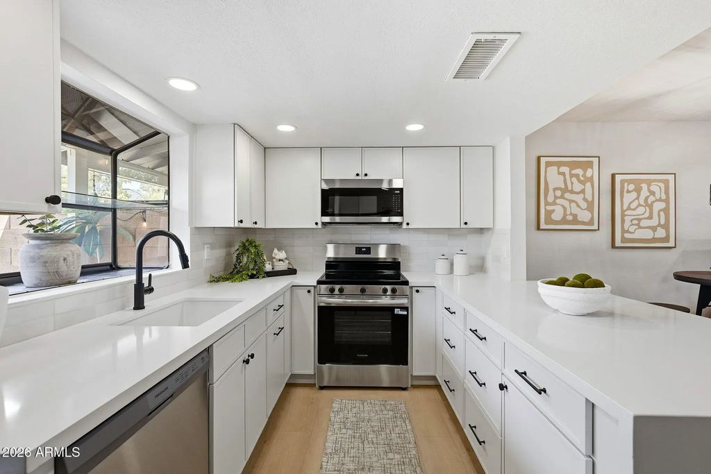4841 E Kachina Trail (unit 3), Phoenix