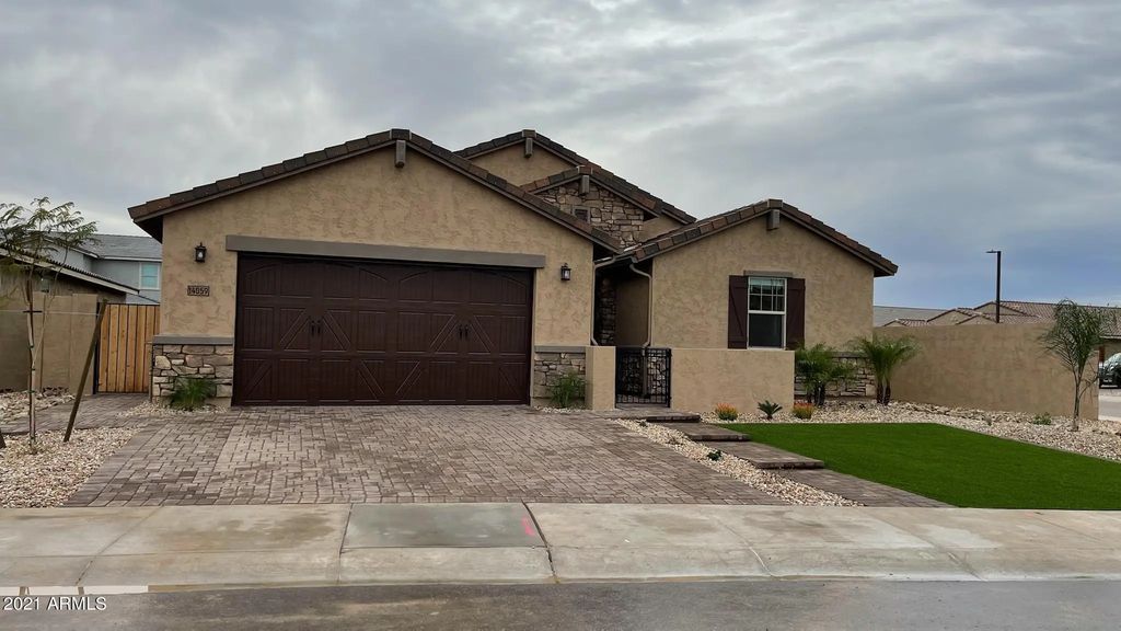 14059 W Monte Vista Road, Goodyear