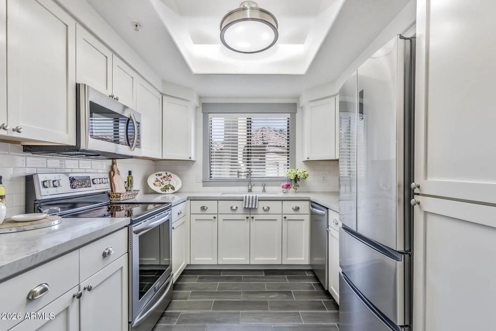 7575 E Indian Bend Road (unit 2032), Scottsdale