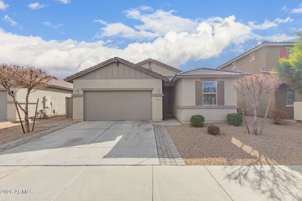 15807 W Port Royale Lane, Surprise
