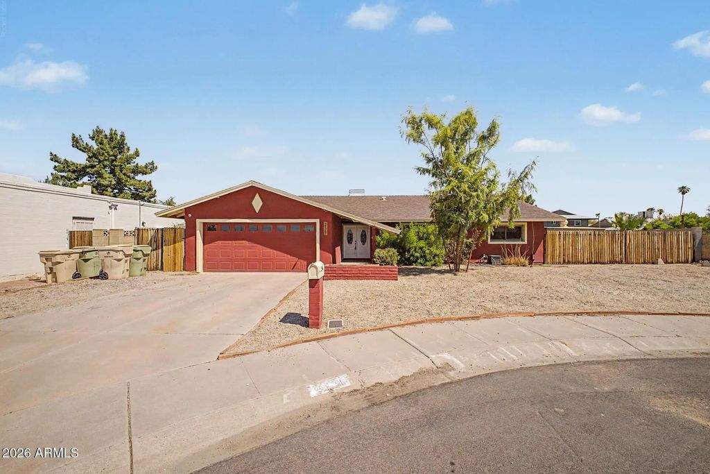 4834 W Kaler Circle, Glendale