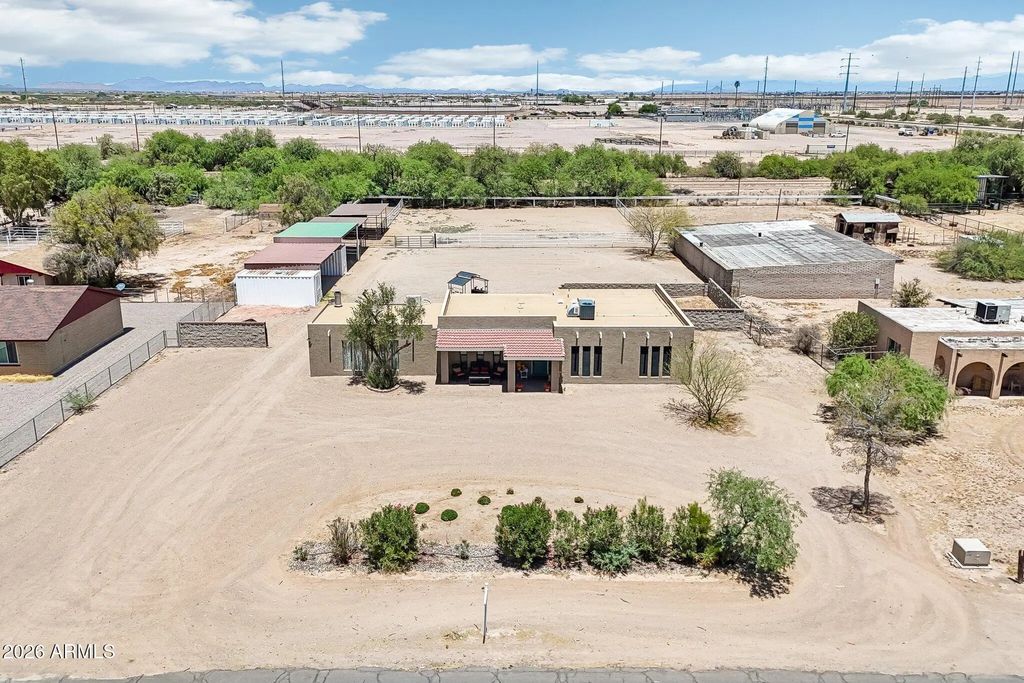 228 W Calle Tuberia, Casa Grande